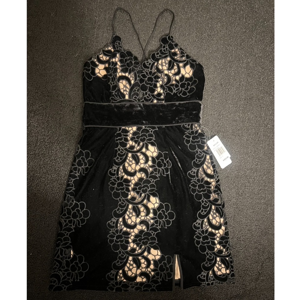 SAYLOR Black velvet lace dress with Nude Lining